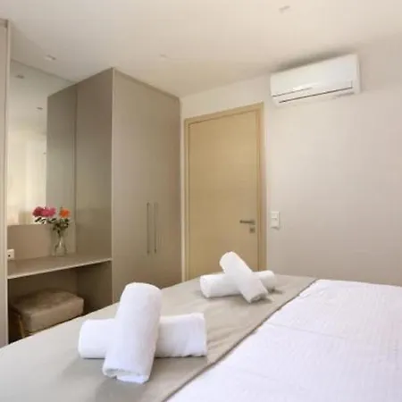Hector Luxury * Athens