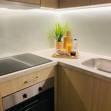 Apartment Luxury Maisonette With Shared Pool