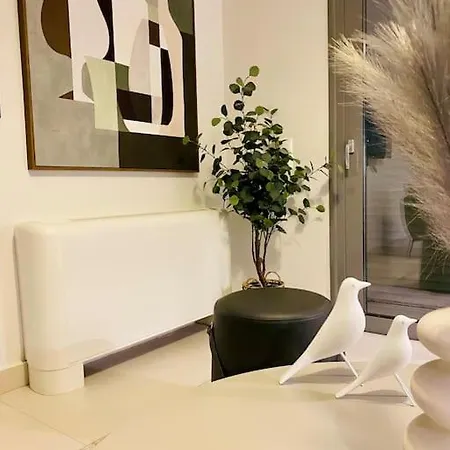 Apartment Luxury Maisonette With Shared Pool Athens