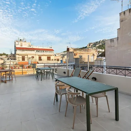 Limehome Solonos Center