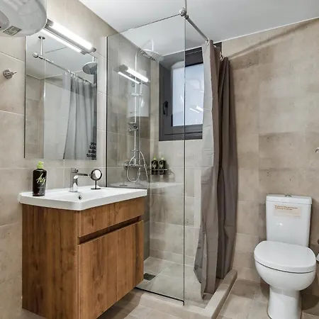 Limehome Solonos Center Athens