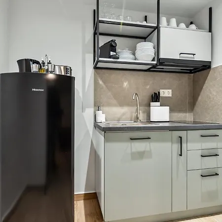 Limehome Solonos Center Apartment