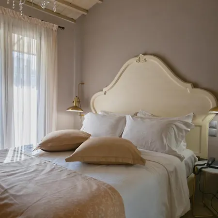 Sweet Hotel