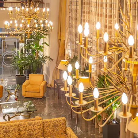 Ilisia Hotel 4*