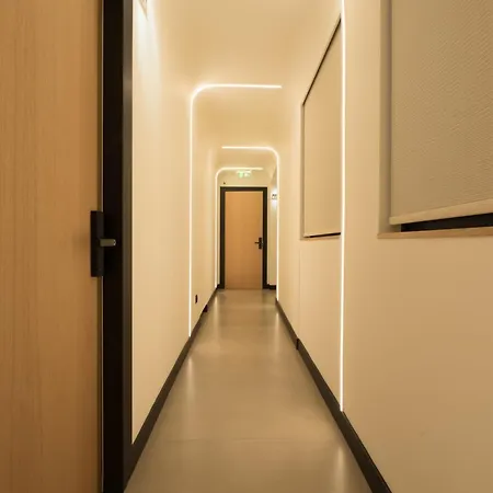 Athensowl Appart hôtel *