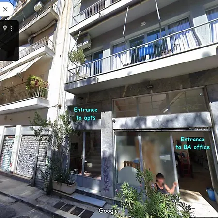 And Comfy With Private Balcony And Rooftop Access - Ct3