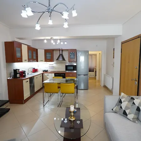 Garden Next To The Mall -private Parking Apartment *