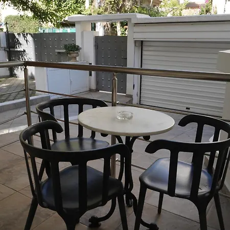 Garden Next To The Mall -private Parking Apartment