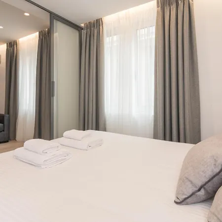 Apartahotel Theatrou Atenas