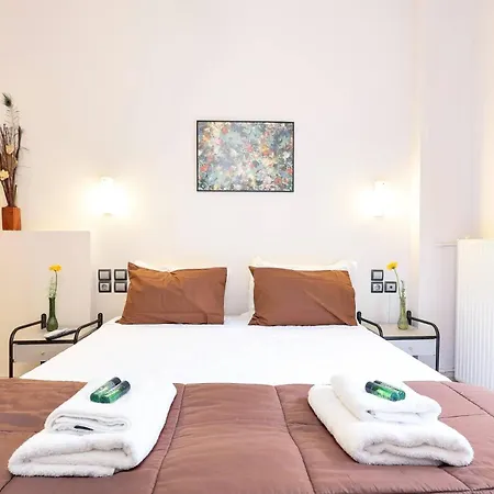 Silver Athens Double Room Inn *