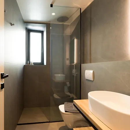 Athensowl Appart hôtel *