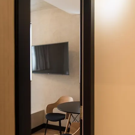 Athensowl Appart hôtel *