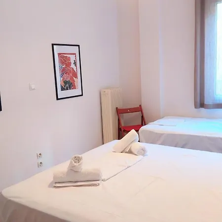 Cozy In Plaka Apartment *