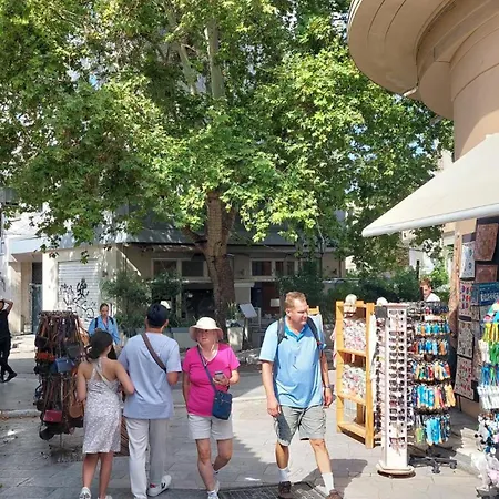 Cozy In Plaka