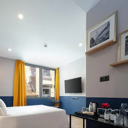 Hotel The Vault