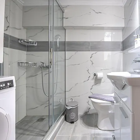 Apartment Flat With Patio Near Acropolis & Herodion Athens