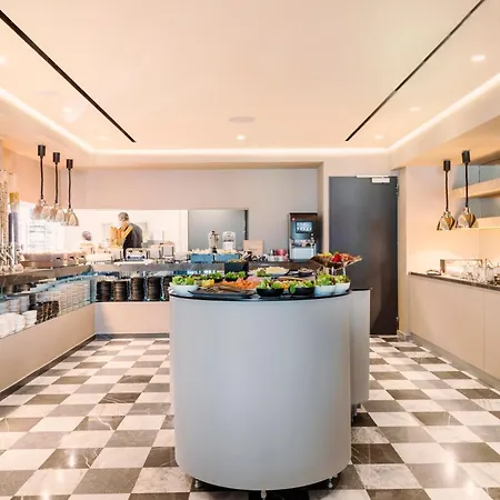 Hotel Nyx Esperia Palace By Leonardo 5*