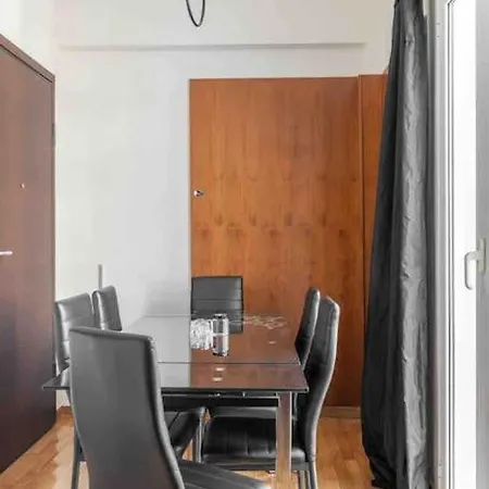 Apartment 2bdr Boutique Full In Plaka Athens