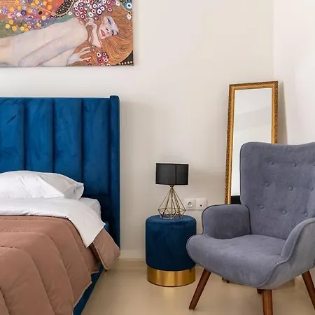 Apartment 2bdr Boutique Full In Plaka