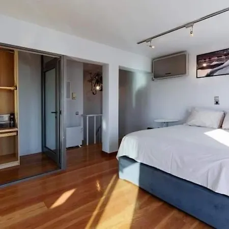 Superior Penthouse In Riviera * Афины