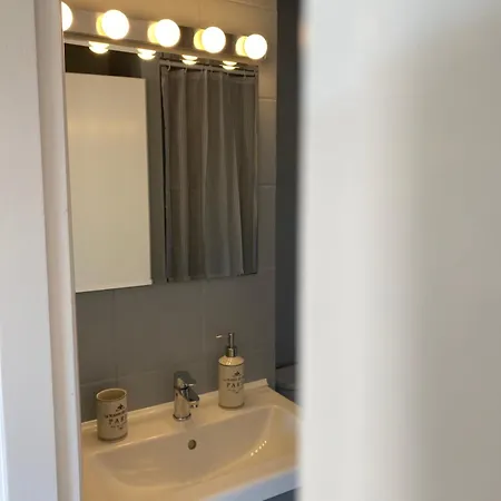 Pittaki Center Apartment