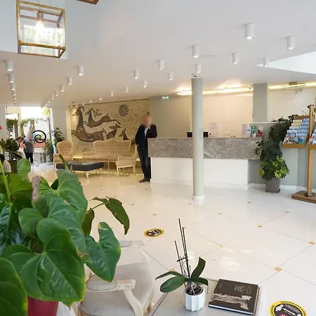 Acropolian Spirit Boutique Отель Афины