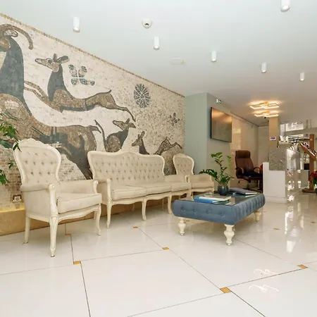 Acropolian Spirit Boutique Афины