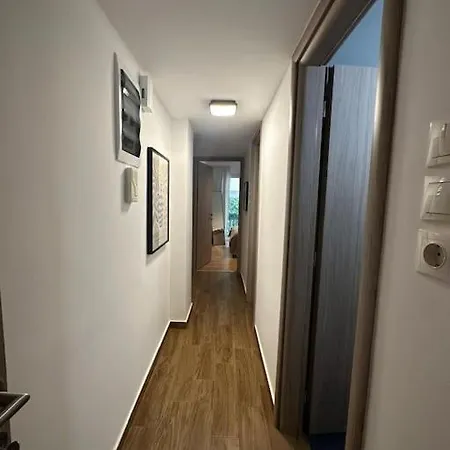 Apartment Spacious Stulish 2 Bd Flat Athens