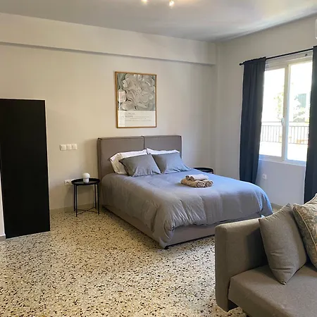 Pittaki Center Apartment