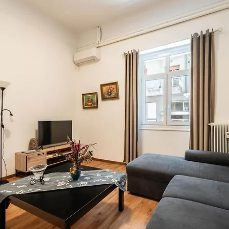 Charming 3bd Apt. Close To Metro Appartement *