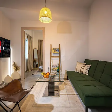 New Near The Metro For Budget Price! Apartment