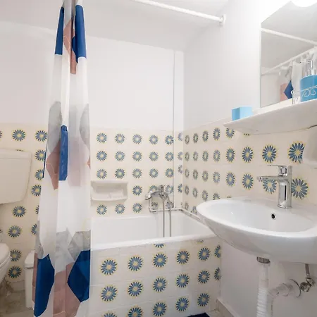 Neos Kosmos Metro St 1 Bedrm 3 Pers Flat By Mps Apartament *