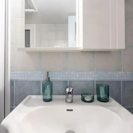 Vintage 1br In Exarchia Timeless Athens