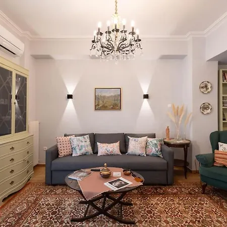 Vintage 1br In Exarchia Timeless * Athens
