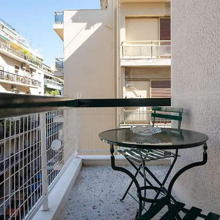Apartment Vintage 1br In Exarchia Timeless