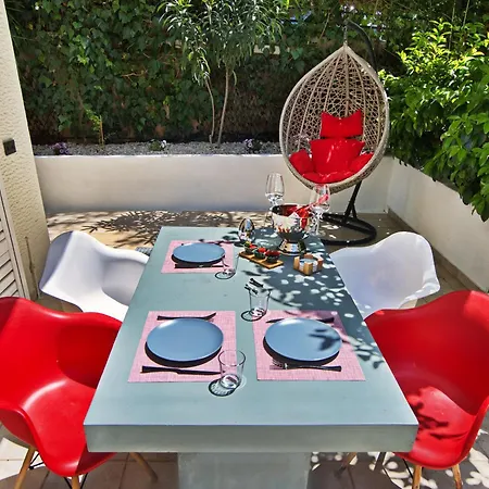 Apartment Five Seasons Alimos