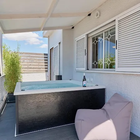 Acropolis View Penthouse46 Jacuzzi Quality Living Athens