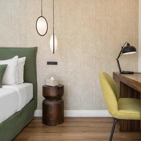 The Christokopidou & Hotel Atena