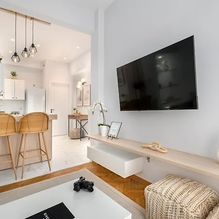 Apartment Unique Koukaki Three Bedroom