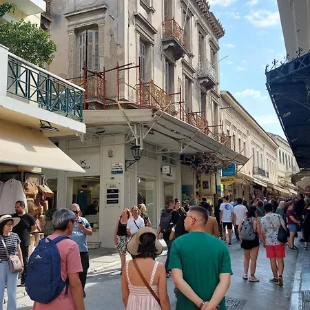 Cozy In Plaka Athens