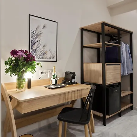 Trendy By Prime 4*