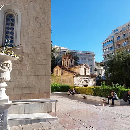 Elegant Under The Acropolis Apartment