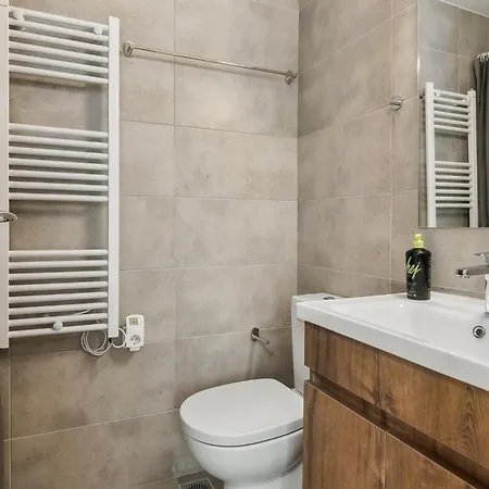 Limehome Solonos Center Apartment
