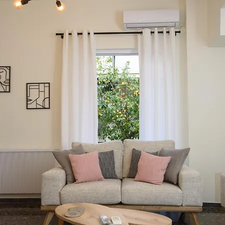 Annag And Zitahouse * Athens
