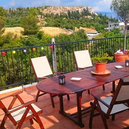 Cozy In Acropolis With Roof Garden אתונה