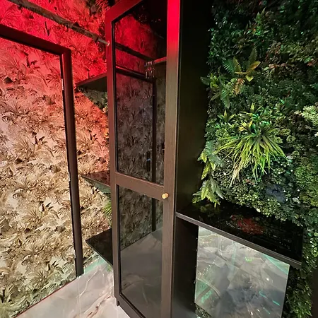 Xcite Salem 3* Athens