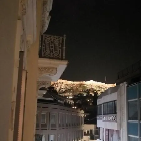 Elegant Under The Acropolis Apartment Athens