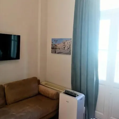 Apartment Elegant Under The Acropolis