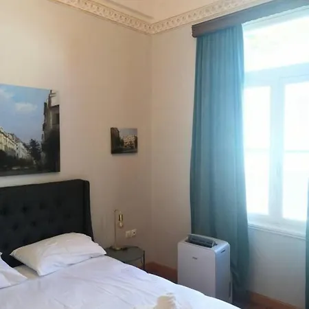 Apartment Elegant Under The Acropolis