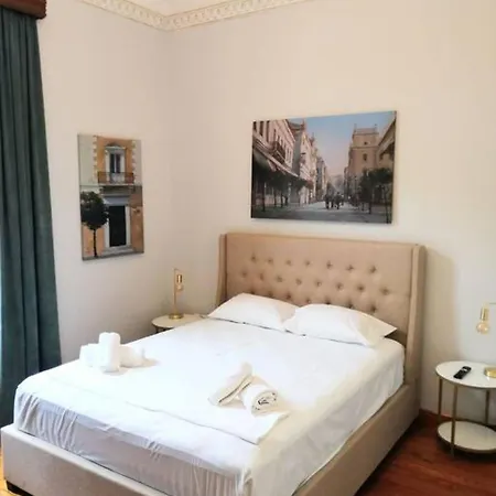 Elegant Under The Acropolis Apartment *